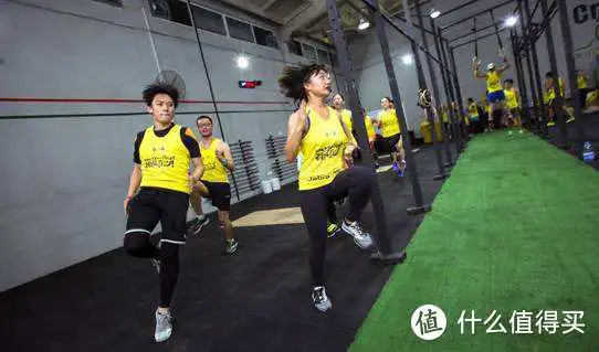 儿童如何在游戏中学习篮球技术_2